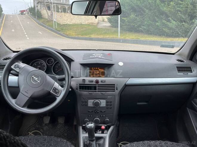 Opel Astra 2006, 365,000 km - 1.3 l - Quba