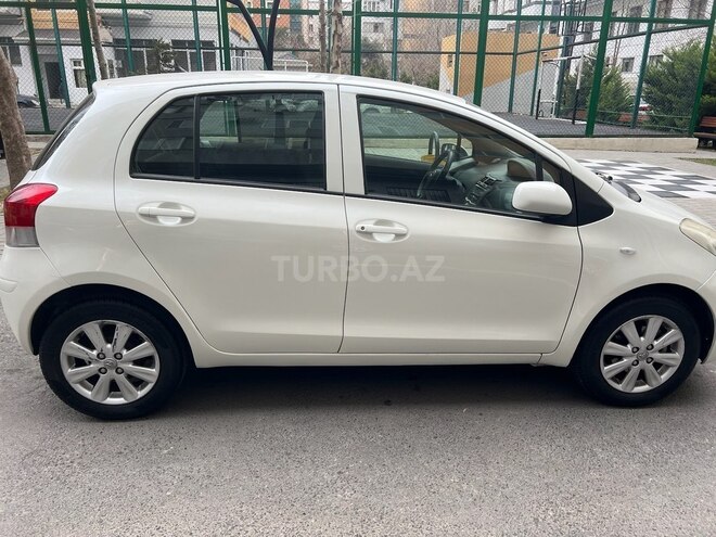 Toyota Yaris 2010, 123,238 km - 1.3 л - Bakı
