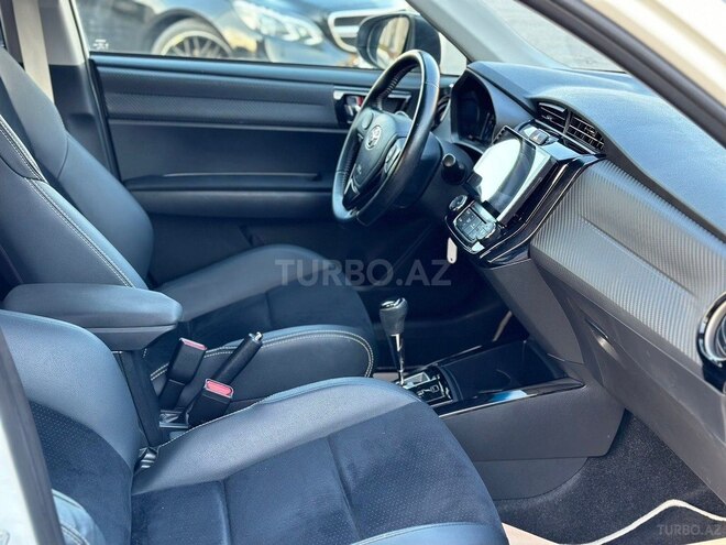 Toyota Corolla 2015, 115,000 km - 1.5 l - Bakı