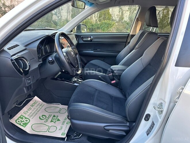 Toyota Corolla 2015, 115,000 km - 1.5 l - Bakı