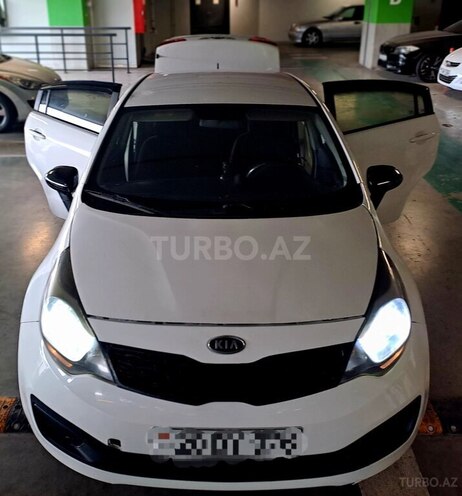 Kia Rio 2013, 308,000 km - 1.4 l - Bakı