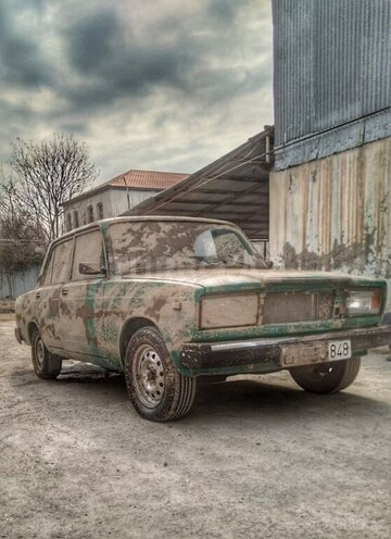 LADA (VAZ) 2107 2005, 99,999 km - 1.6 l - Füzuli