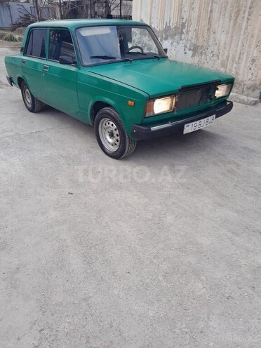 LADA (VAZ) 2107 2005, 99,999 km - 1.6 l - Füzuli