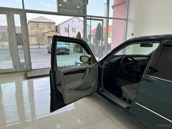 Mercedes C 180 1997, 194,000 km - 1.8 l - Sumqayıt