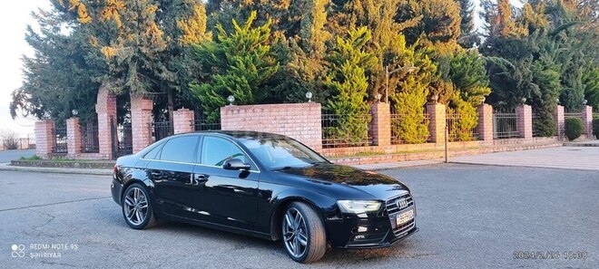 Audi A4 2013, 166,000 km - 1.8 l - Bakı