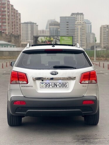 Kia Sorento 2010, 239,000 km - 2.0 л - Bakı