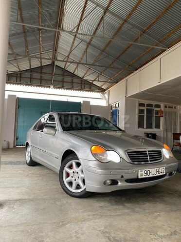 Mercedes C 200 2000, 347,000 km - 2.0 l - Yevlax