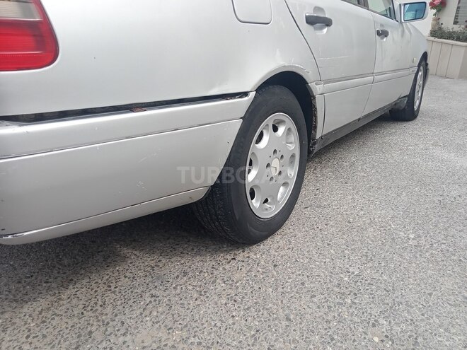 Mercedes C 220 1995, 223,434 km - 2.2 l - Bakı