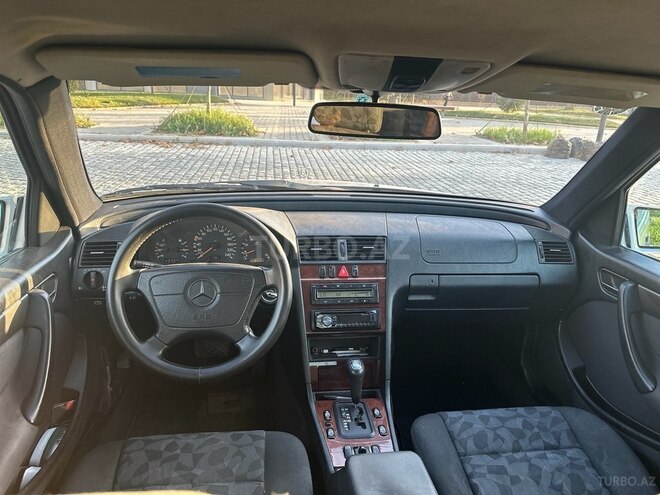 Mercedes C 200 1997, 210,000 km - 2.0 l - Bakı