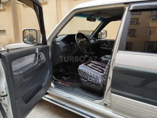 Mitsubishi Pajero 1993, 390,000 km - 2.8 л - Bakı