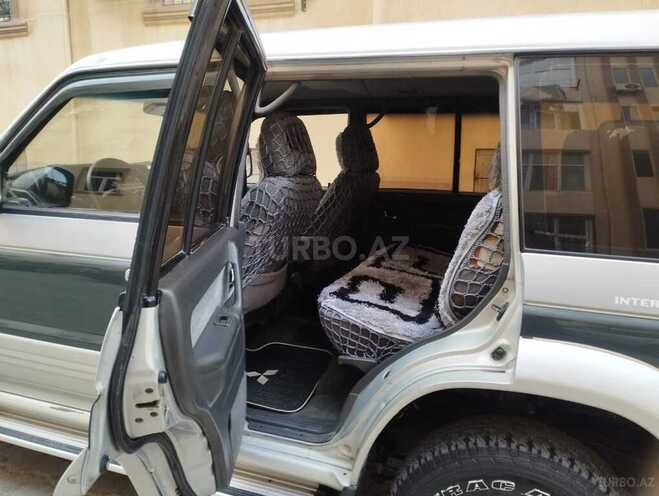 Mitsubishi Pajero 1993, 390,000 km - 2.8 л - Bakı