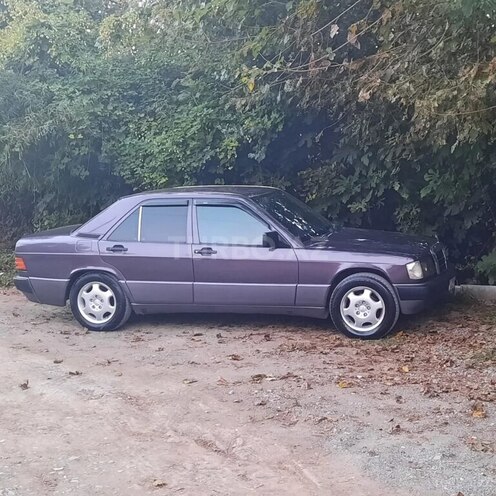 Mercedes 190 1991, 300,000 km - 2.0 l - Bərdə