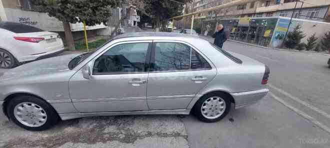 Mercedes C 180 1999, 333,000 km - 1.8 л - Bakı
