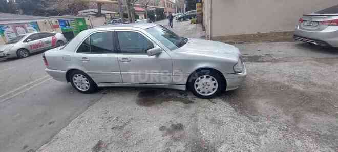 Mercedes C 180 1999, 333,000 km - 1.8 л - Bakı