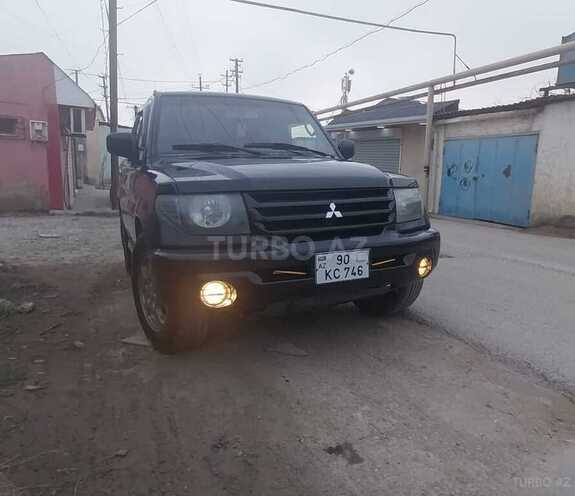 Mitsubishi Pajero io 2000, 261,000 km - 2.0 l - Bakı