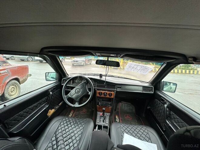 Mercedes 190 1993, 490,000 km - 2.0 l - Lənkəran