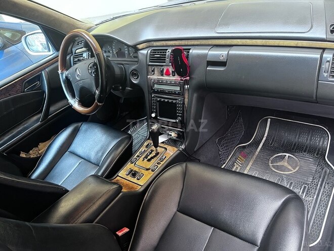 Mercedes E 270 2001, 482,000 km - 2.7 l - Bakı