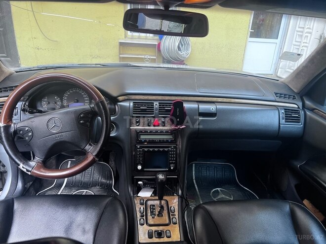 Mercedes E 270 2001, 482,000 km - 2.7 l - Bakı