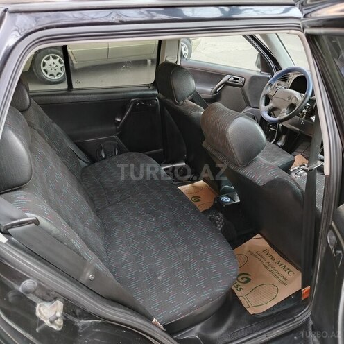 Volkswagen Golf 1996, 273,772 km - 1.8 l - Bakı