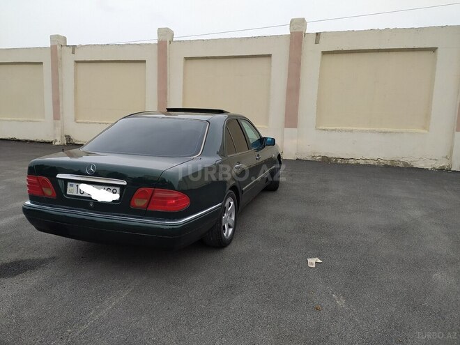 Mercedes E 230 1996, 334,000 km - 2.3 л - Sumqayıt