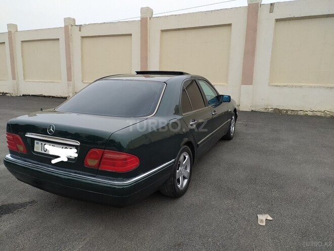 Mercedes E 230 1996, 334,000 km - 2.3 л - Sumqayıt