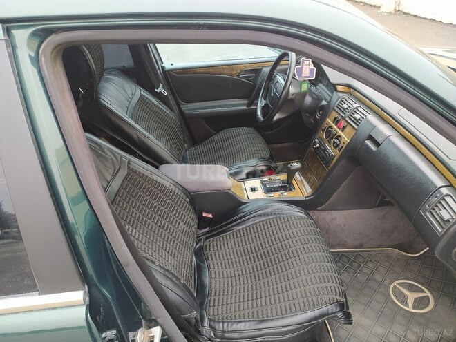 Mercedes E 230 1996, 334,000 km - 2.3 л - Sumqayıt