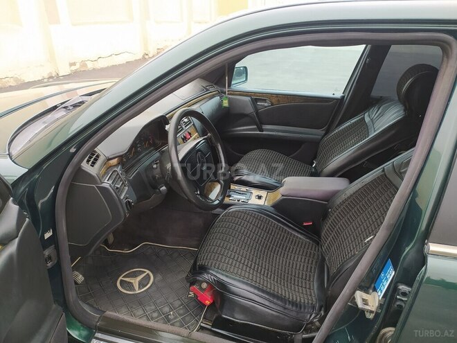 Mercedes E 230 1996, 334,000 km - 2.3 л - Sumqayıt