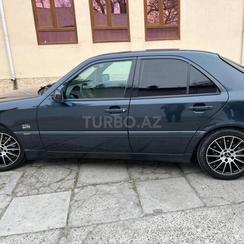 Mercedes C 240 1998, 398,741 km - 2.4 l - Ağcabədi