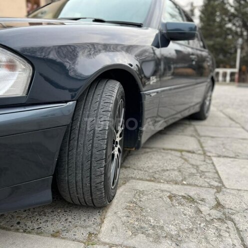 Mercedes C 240 1998, 398,741 km - 2.4 l - Ağcabədi
