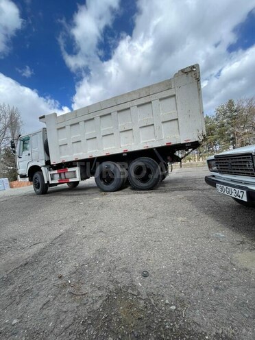 HOWO Sinotruk 2012, 414,000 km - 9.7 l - Gədəbəy