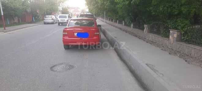 Opel Astra 1999, 415,023 km - 2.0 l - Qusar