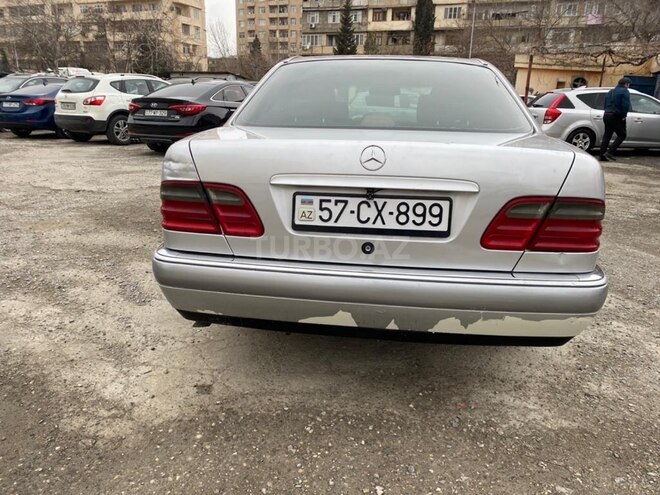 Mercedes E 200 1998, 224,678 km - 2.0 л - Bakı