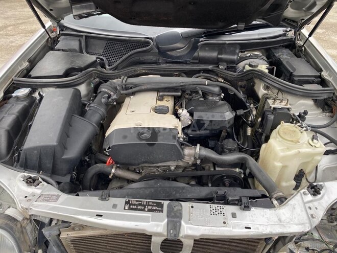 Mercedes E 200 1998, 224,678 km - 2.0 л - Bakı