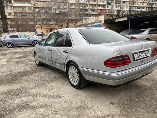 Mercedes E 200 1998, 224,678 km - 2.0 л - Bakı