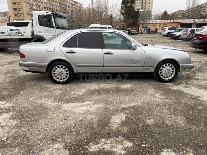 Mercedes E 200 1998, 224,678 km - 2.0 л - Bakı