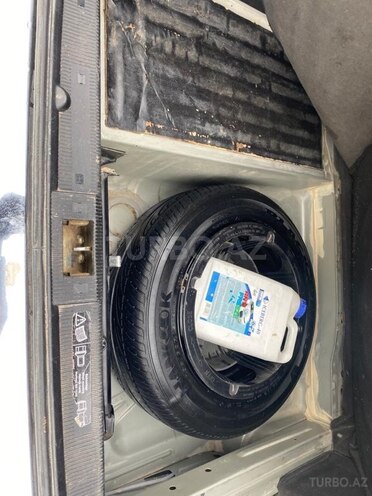 Mercedes E 200 1998, 224,678 km - 2.0 л - Bakı