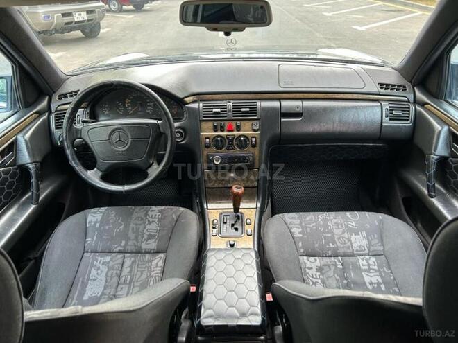 Mercedes E 230 1997, 465,000 km - 2.3 l - Bakı