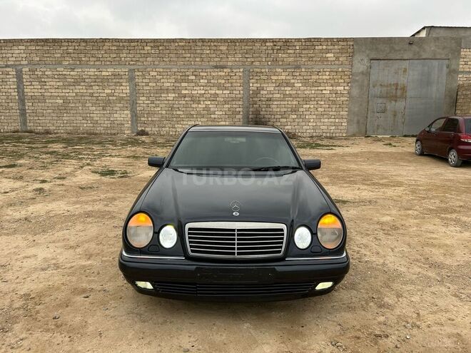 Mercedes E 230 1997, 465,000 km - 2.3 l - Bakı