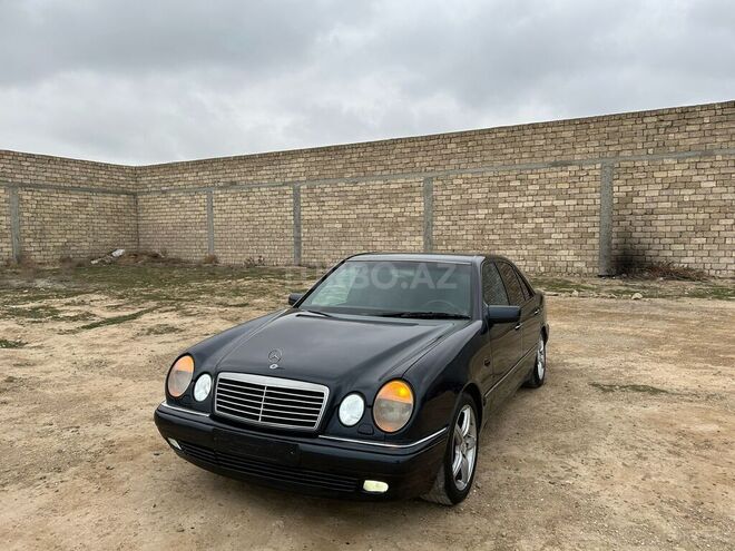 Mercedes E 230 1997, 465,000 km - 2.3 l - Bakı