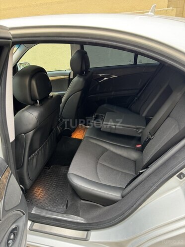 Mercedes E 220 2008, 246,000 km - 2.2 l - Bakı
