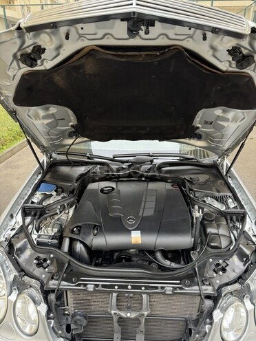 Mercedes E 220 2008, 246,000 km - 2.2 l - Bakı