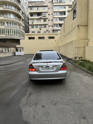 Mercedes E 220 2008, 246,000 km - 2.2 l - Bakı