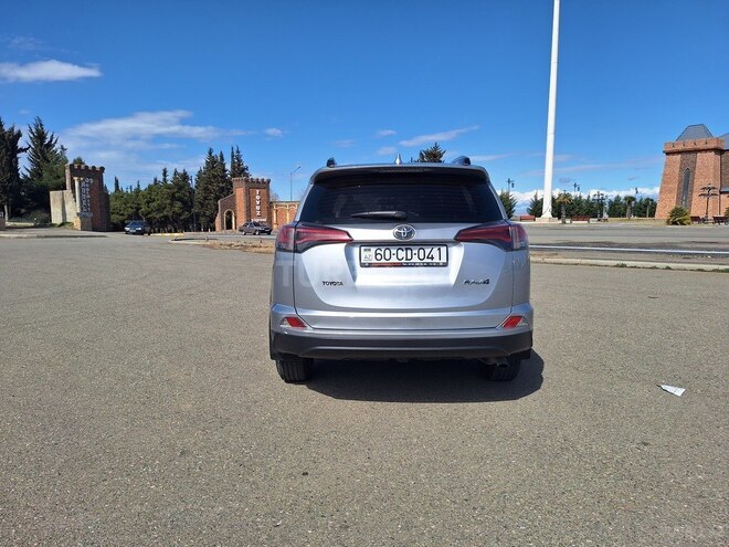 Toyota RAV4 2018, 105,000 km - 2.0 l - Bakı