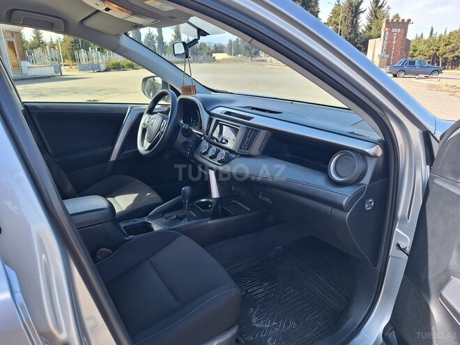 Toyota RAV4 2018, 105,000 km - 2.0 l - Bakı