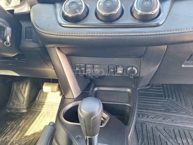 Toyota RAV4 2018, 105,000 km - 2.0 l - Bakı