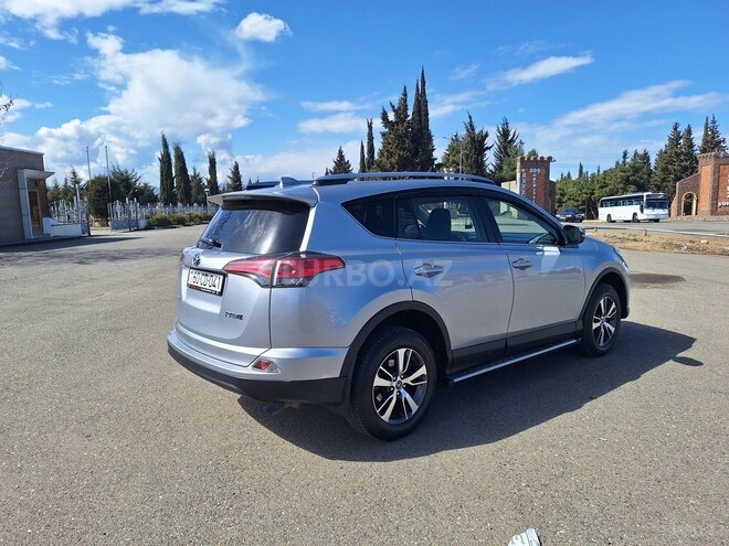 Toyota RAV4 2018, 105,000 km - 2.0 l - Bakı