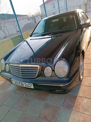 Mercedes E 280 2000, 450,790 km - 2.8 л - Ağdam