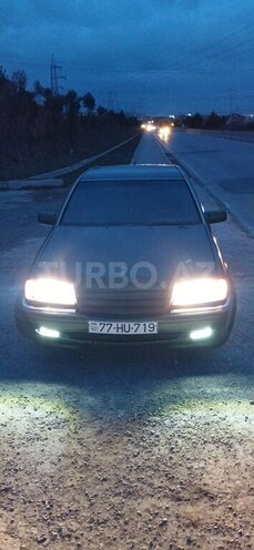 Mercedes C 220 1994, 325,000 km - 2.2 l - Bakı