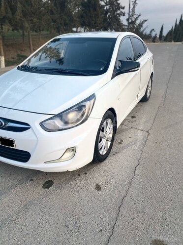 Hyundai Accent 2011, 272,200 km - 1.6 l - Şirvan