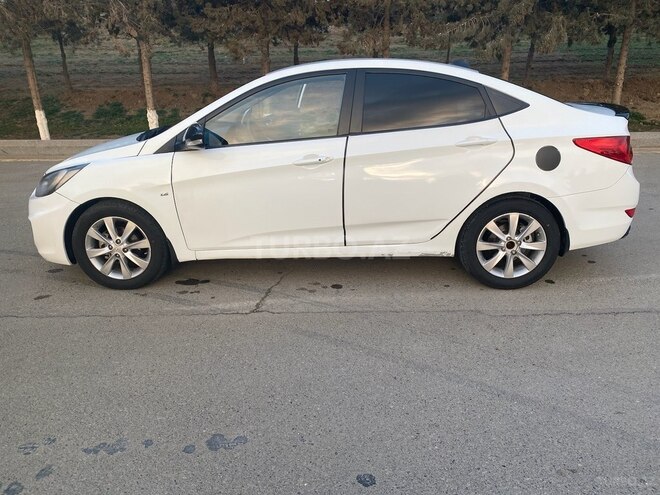 Hyundai Accent 2011, 272,200 km - 1.6 l - Şirvan